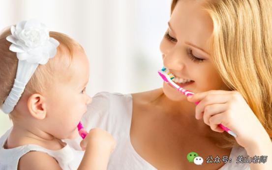 孩子嘴唇红肿像香肠嘴,宝宝嘴唇肿得像香肠