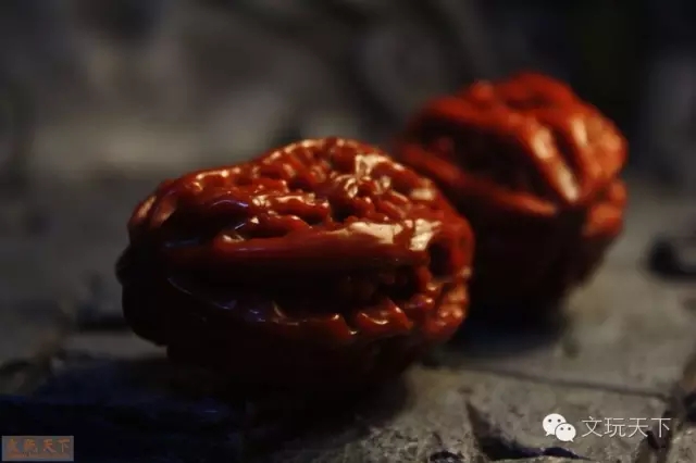 媳妇跟婆婆同时掉水里,媳妇和姑娘掉河里