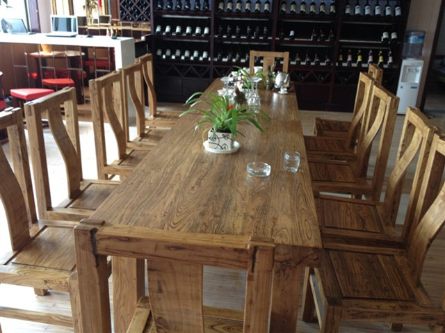 榆木家具的优缺点和乌金木哪个好,橡木与榆木家具的优缺点