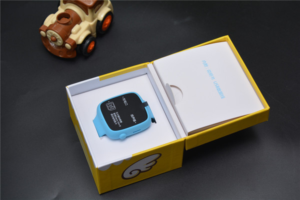 巴迪龙和360儿童手表的区别,360巴迪龙手表