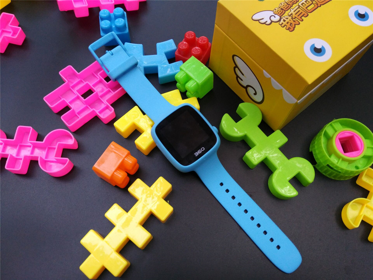 巴迪龙和360儿童手表的区别,360巴迪龙手表