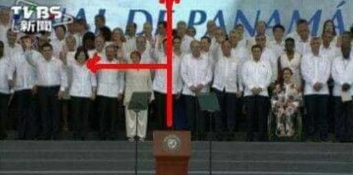 “重要位置”观礼靠P图?蔡英文“外交首秀”尴尬不止一点点