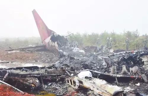 为什么民航飞机上不能配备降落伞,民航飞机为什么不备降落伞