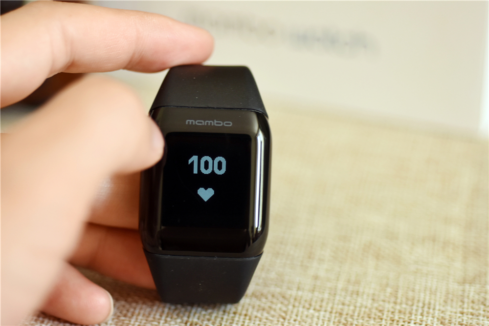 乐心手表乐享版,百元血压监测智能手表测评