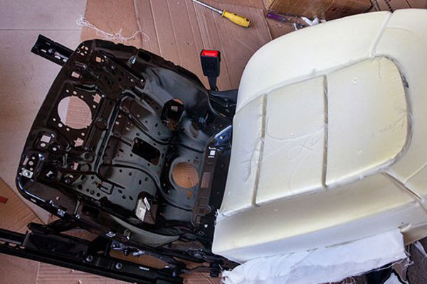 奥迪a4l是真皮座椅吗,奥迪a4l座椅如何增加腰部包裹性