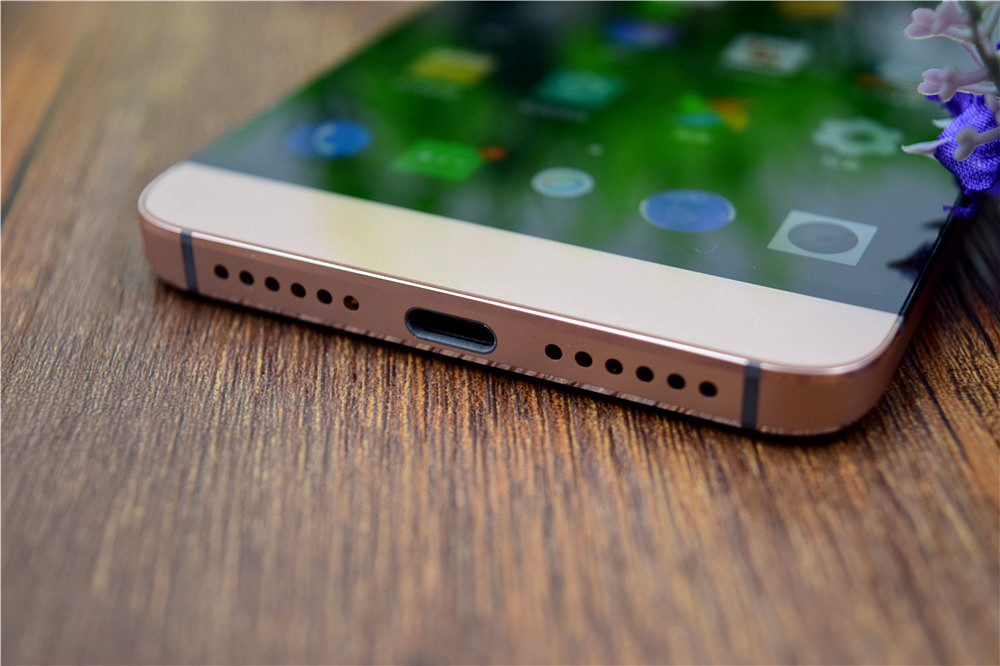 首创CDLA音频,号称“旗舰杀手”:乐2上手简评!