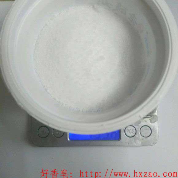 怎么做有颜色的蚕丝皂,蚕丝手工皂制作教程