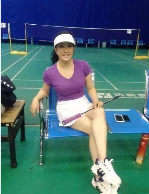 古惑仔照片五人打羽毛球,古惑仔打羽毛球图片