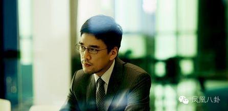 花10万订做西装，收入一半买雪茄！有一种霸道总裁叫做王耀庆