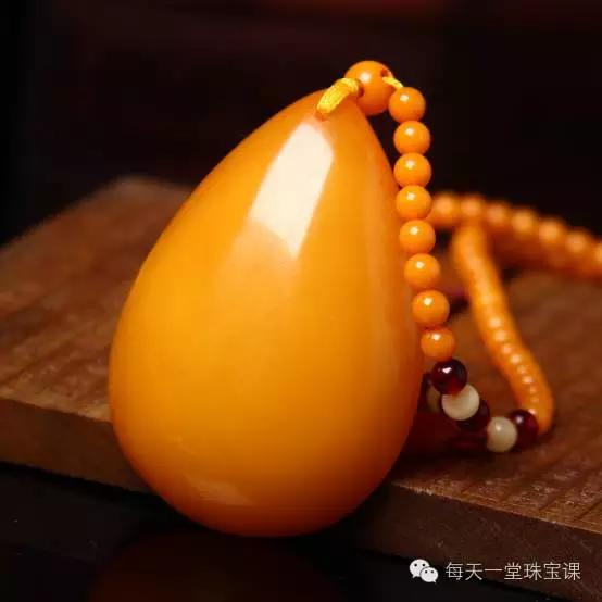 认识假蜜蜡没什么了不起,90%的人都被优化蜜蜡给“坑”了!