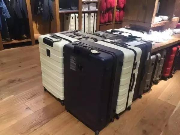 拉什么行李箱就知道你是哪个level的职场人？
