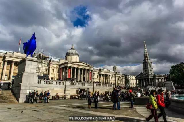 小编写完这条微信就请假去英国了,老板,这是我离英国最近的时刻