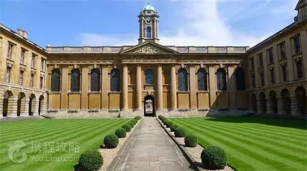 小编写完这条微信就请假去英国了,老板,这是我离英国最近的时刻