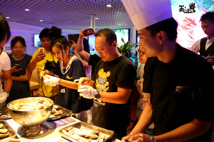 看花样男子去哪里看,深海八百米海鲜自助