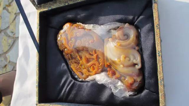 鍗氶泤鐭宠僵,鍗氶泤杞╁灞辩煶