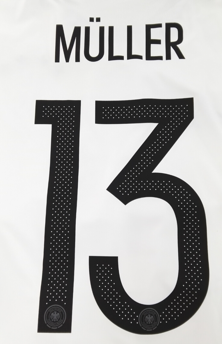 球衣穿久了,印号总会黏黏糊糊的甚至掉下来,这究竟怎么破?