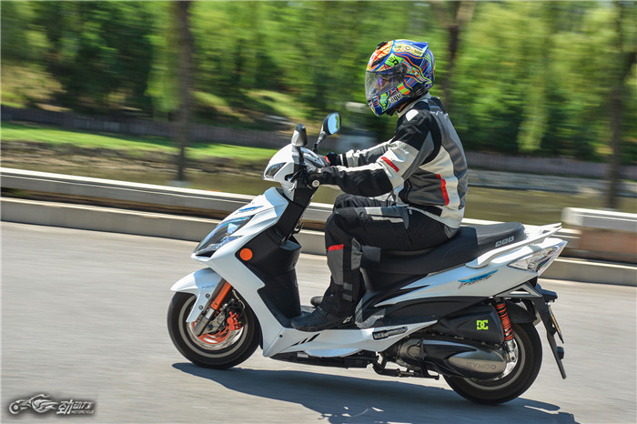 光阳racingking180评测,光阳racingx150abs测试