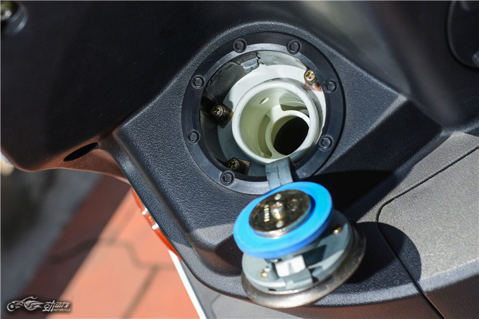 光阳racingking180评测,光阳racingx150abs测试