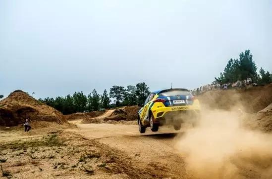 2016年长安逸动xt测评视频,cr总决赛冠军