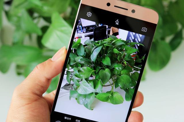 乐2与乐2pro有什么区别,乐2pro发布价