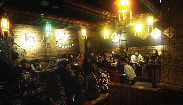 观音桥不夜九街哪里玩,重庆观音桥到不夜九街