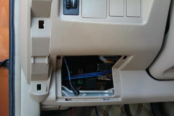 长城炫丽车内可以装氛围灯线,长城炫丽汽车室内装饰灯