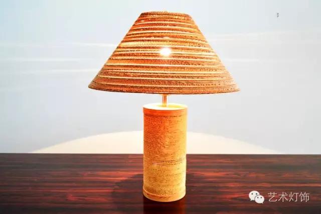 瓦楞纸灯饰手工教程,瓦楞纸灯饰包装