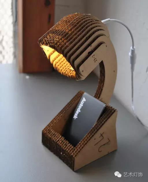 瓦楞纸灯饰手工教程,瓦楞纸灯饰包装