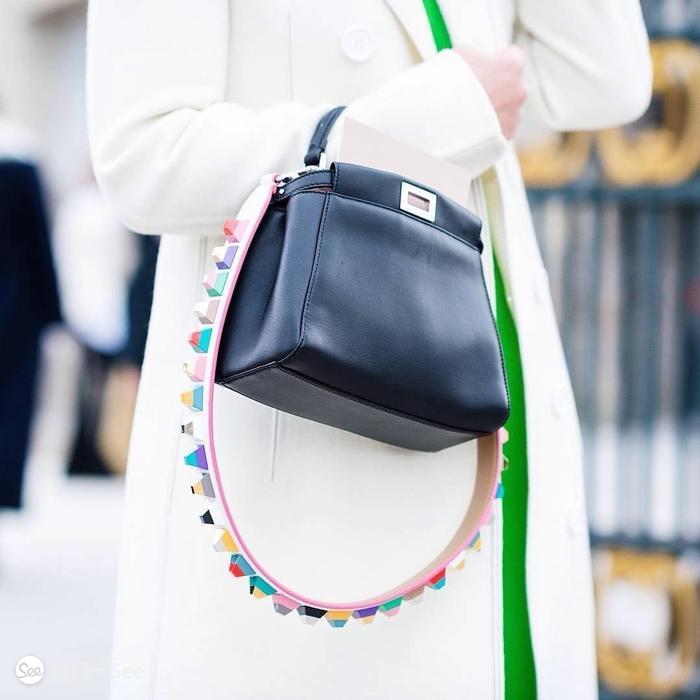 100个值得买的包包品牌,今年很流行宽肩带包包