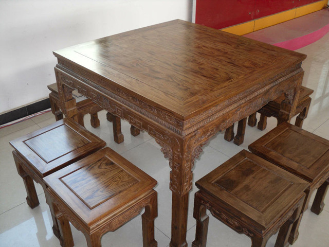 榆木家具的优缺点和乌金木哪个好,橡木与榆木家具的优缺点