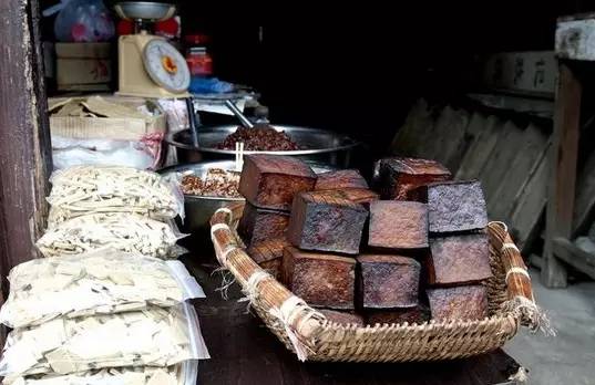 贵阳特别漂亮的几个网红,贵阳好看的好吃的