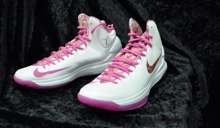 kd签名鞋出到第几代了,你心目中kd最佳球鞋是哪双