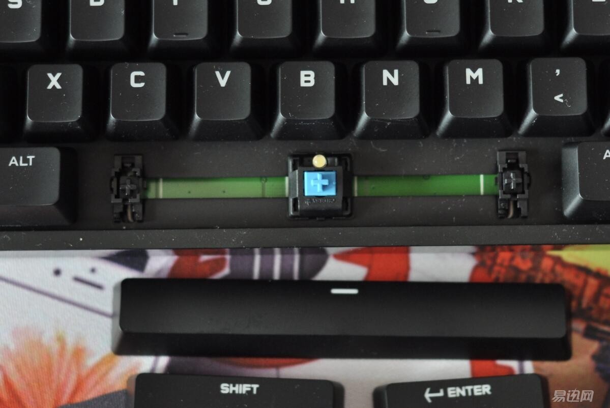 罗技g610青轴和海盗船k68青轴,罗技青轴键盘g610