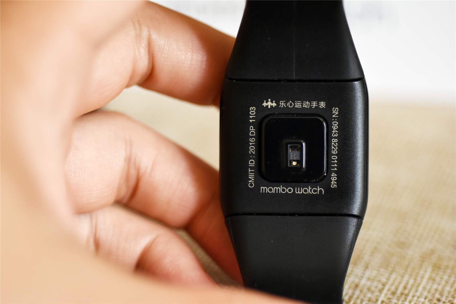 乐心手表乐享版,百元血压监测智能手表测评