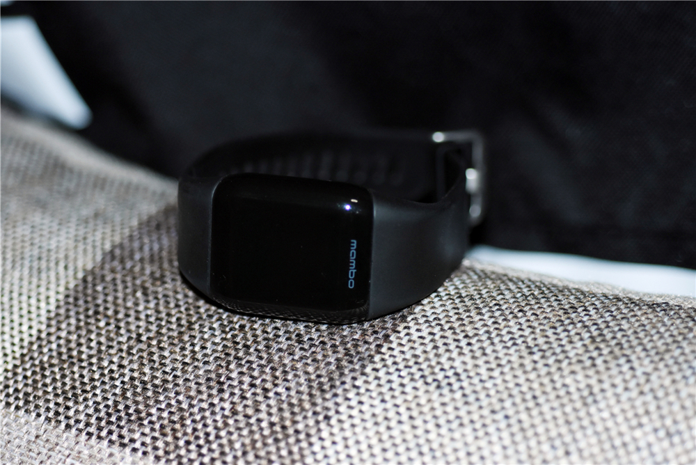 乐心手表乐享版,百元血压监测智能手表测评