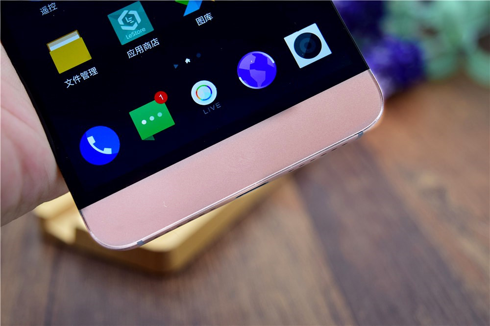 首创CDLA音频,号称“旗舰杀手”:乐2上手简评!