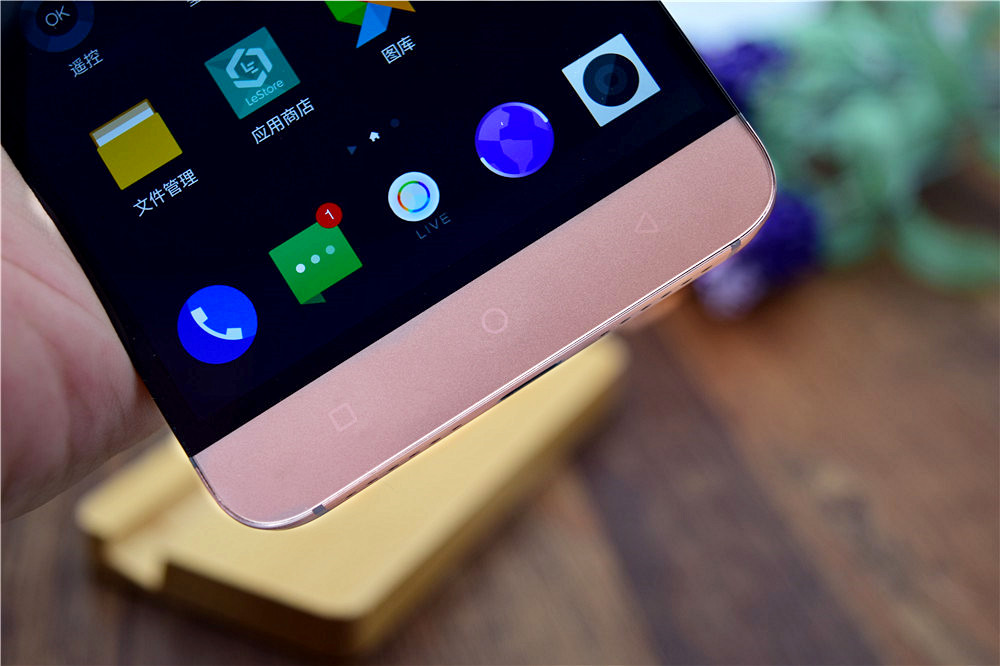 首创CDLA音频,号称“旗舰杀手”:乐2上手简评!