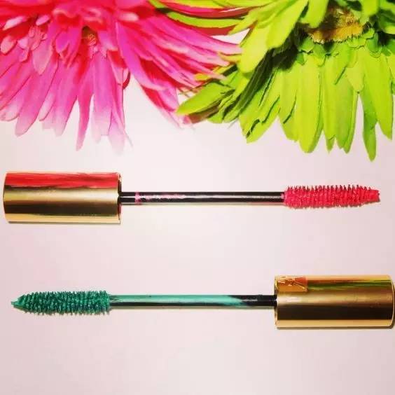 讨论|夏日出去浪我们的化妆品该背多少出门？