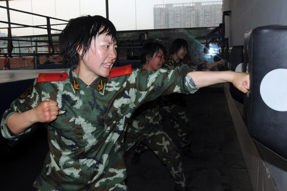 中暑常见的四种表现,中暑的七大症状