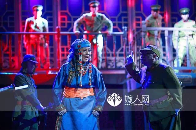 包头“凤祥楼”的女人们放点图给大家解解馋