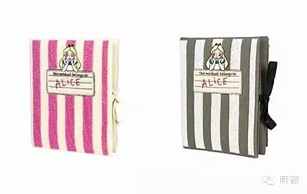 萌物志|大佬们都在致敬爱丽丝，贴上LINE‘蠢兔，涂上哆啦A梦bb,让童趣的你萌萌哒