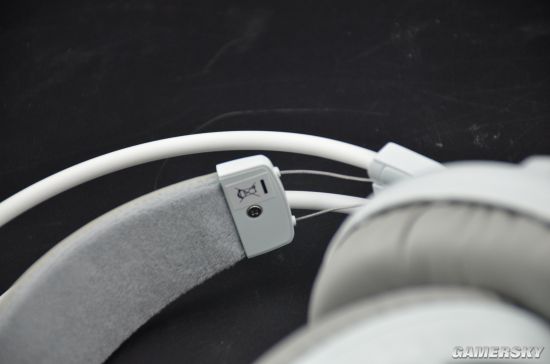 赛睿西伯利亚v3霜冻之蓝平替,赛睿西伯利亚350对比寒冰5