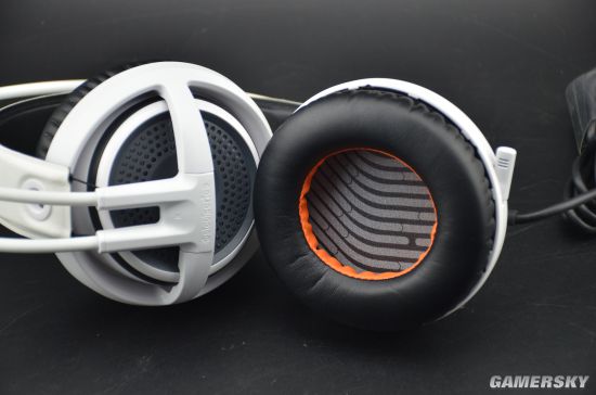 赛睿西伯利亚v3霜冻之蓝平替,赛睿西伯利亚350对比寒冰5