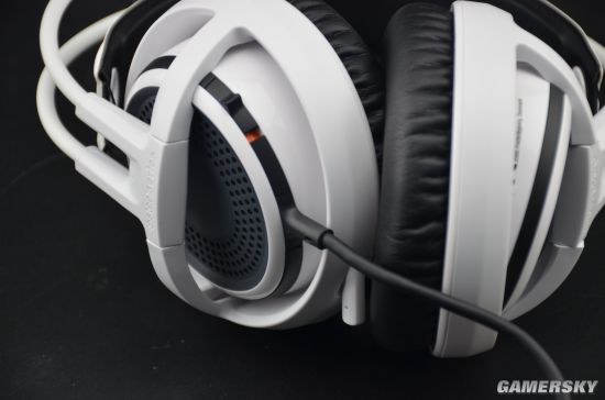 赛睿西伯利亚v3霜冻之蓝平替,赛睿西伯利亚350对比寒冰5