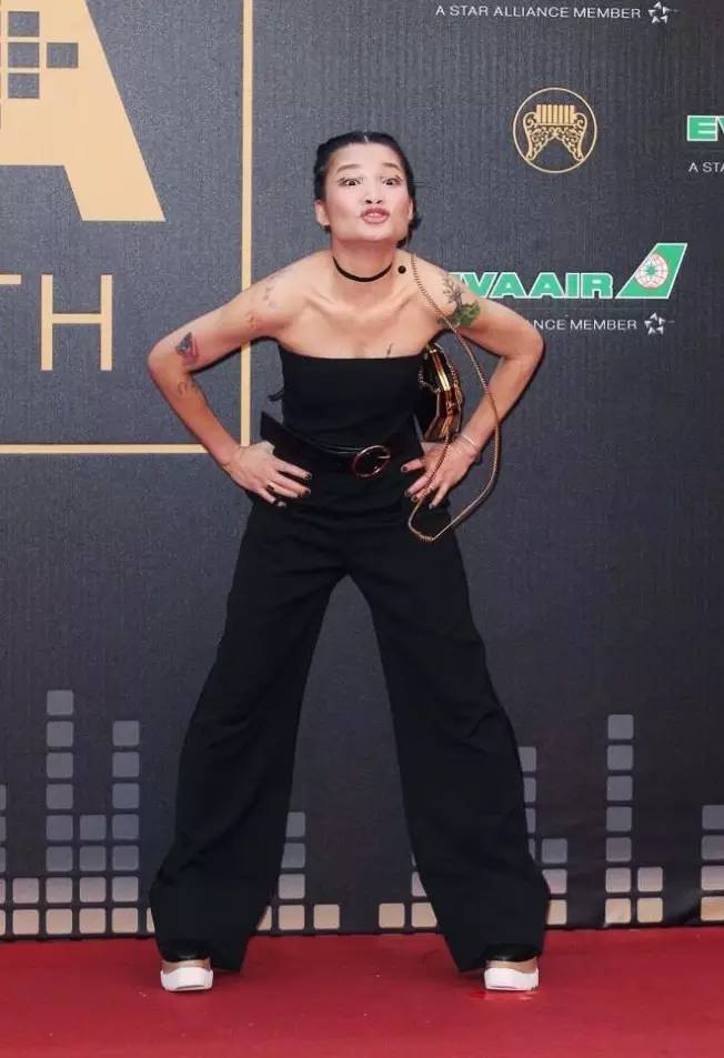 群魔乱舞飚高音,群魔乱舞丧心病狂欺软怕硬