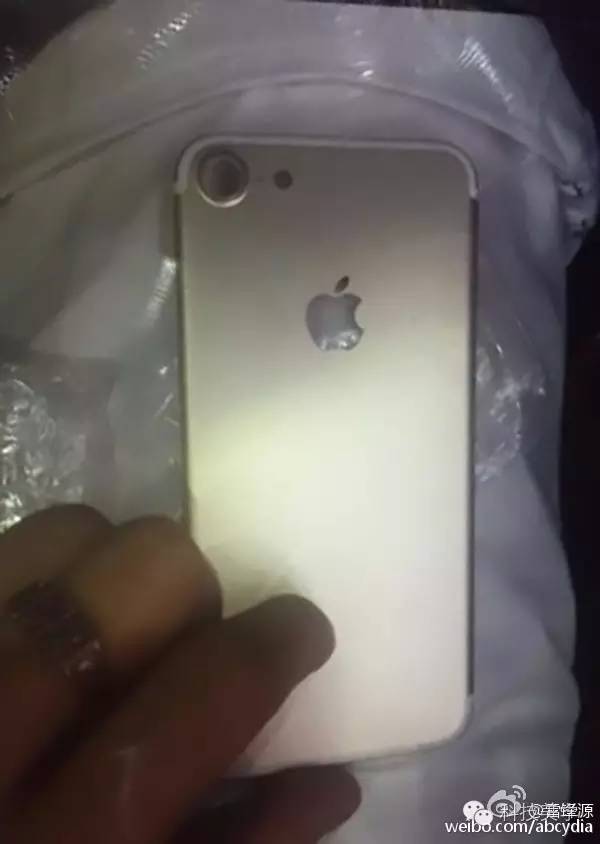 iphone7和iphone6s哪个比较好用,iphone7目前还能用吗