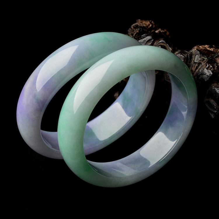 腕上乾坤玛瑙玉髓,怎么样根据手腕粗细选玉镯