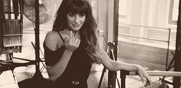 男生问你给撩吗直女怎么回复,一个男生问你约吗怎么回答