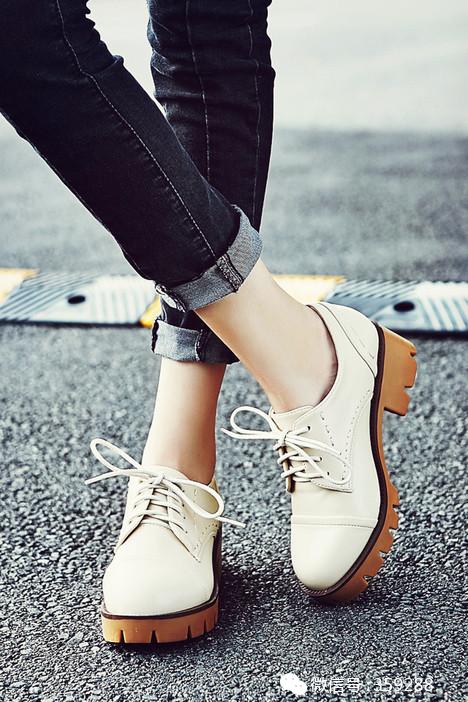 33码复古风格单鞋,23年流行的英伦风单鞋