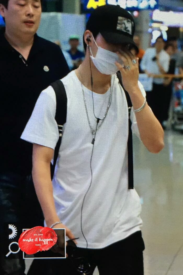 防弹少年团结束海外行程,防弹少年团大型出圈自我介绍